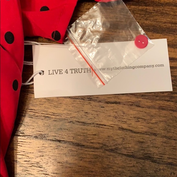 NWT Adorable Live 4 Truth Cold Shoulder Tunic - Picture 8 of 8